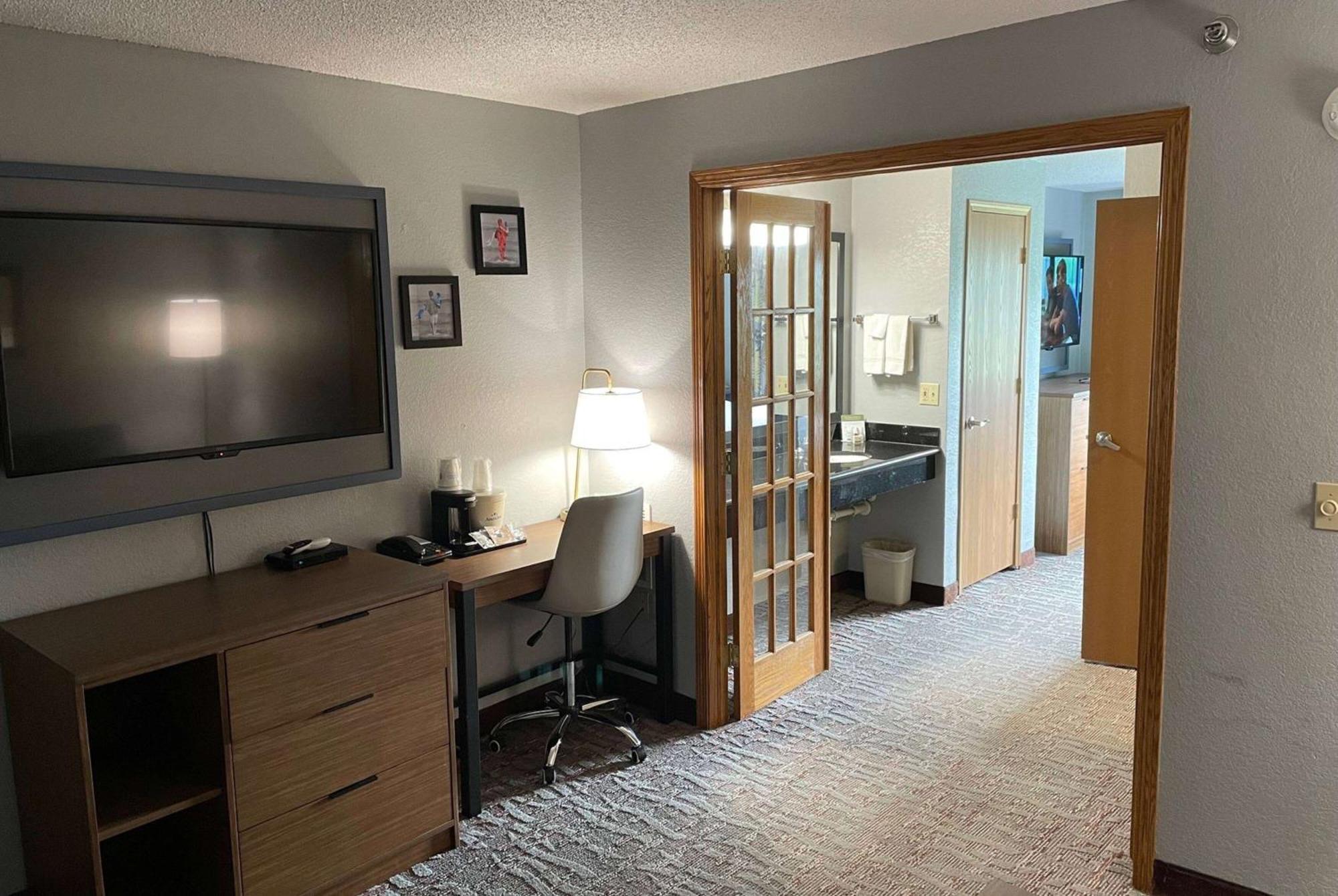 AmericInn by Wyndham Ankeny/Des Moines Eksteriør bilde