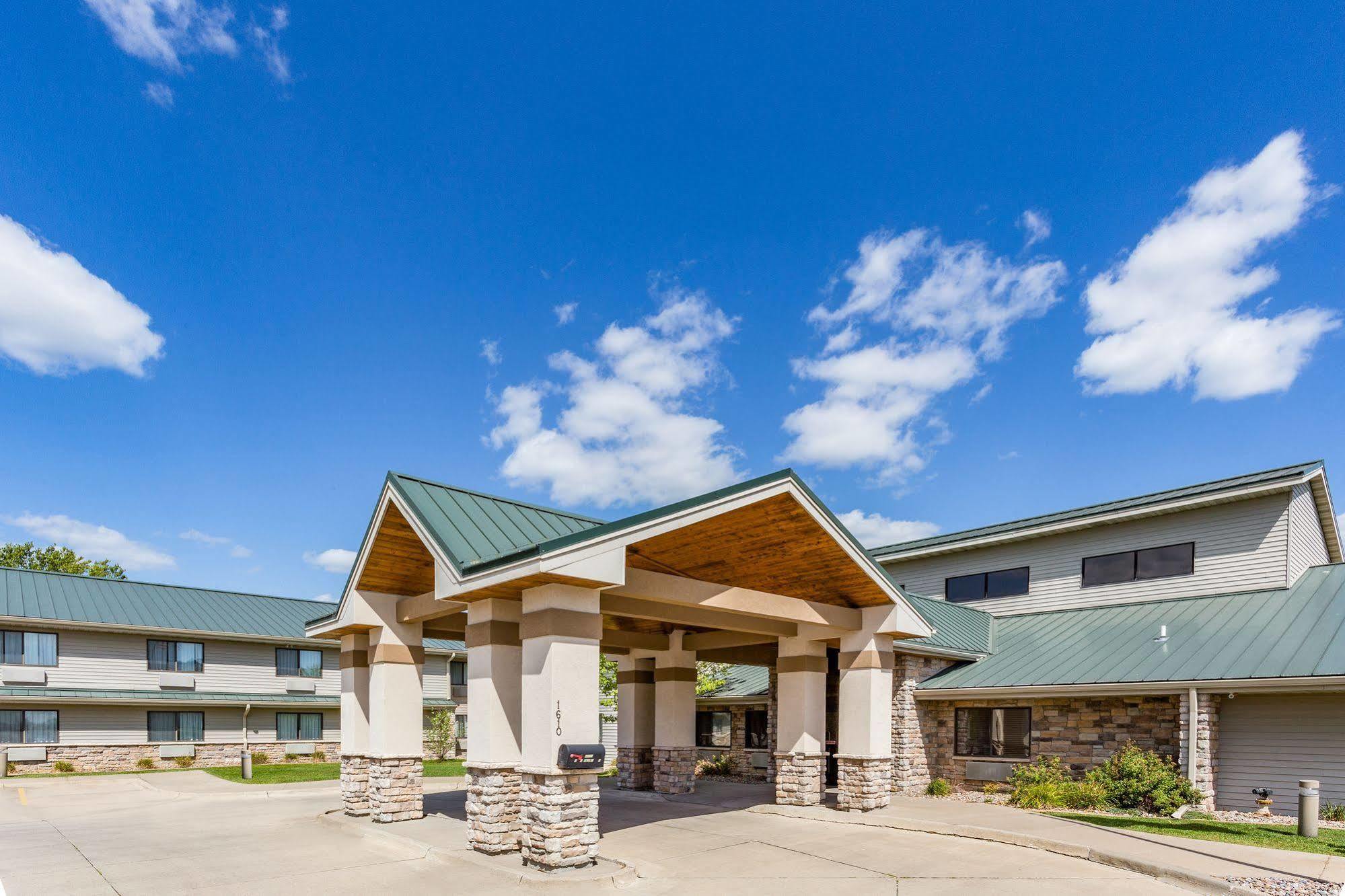AmericInn by Wyndham Ankeny/Des Moines Eksteriør bilde
