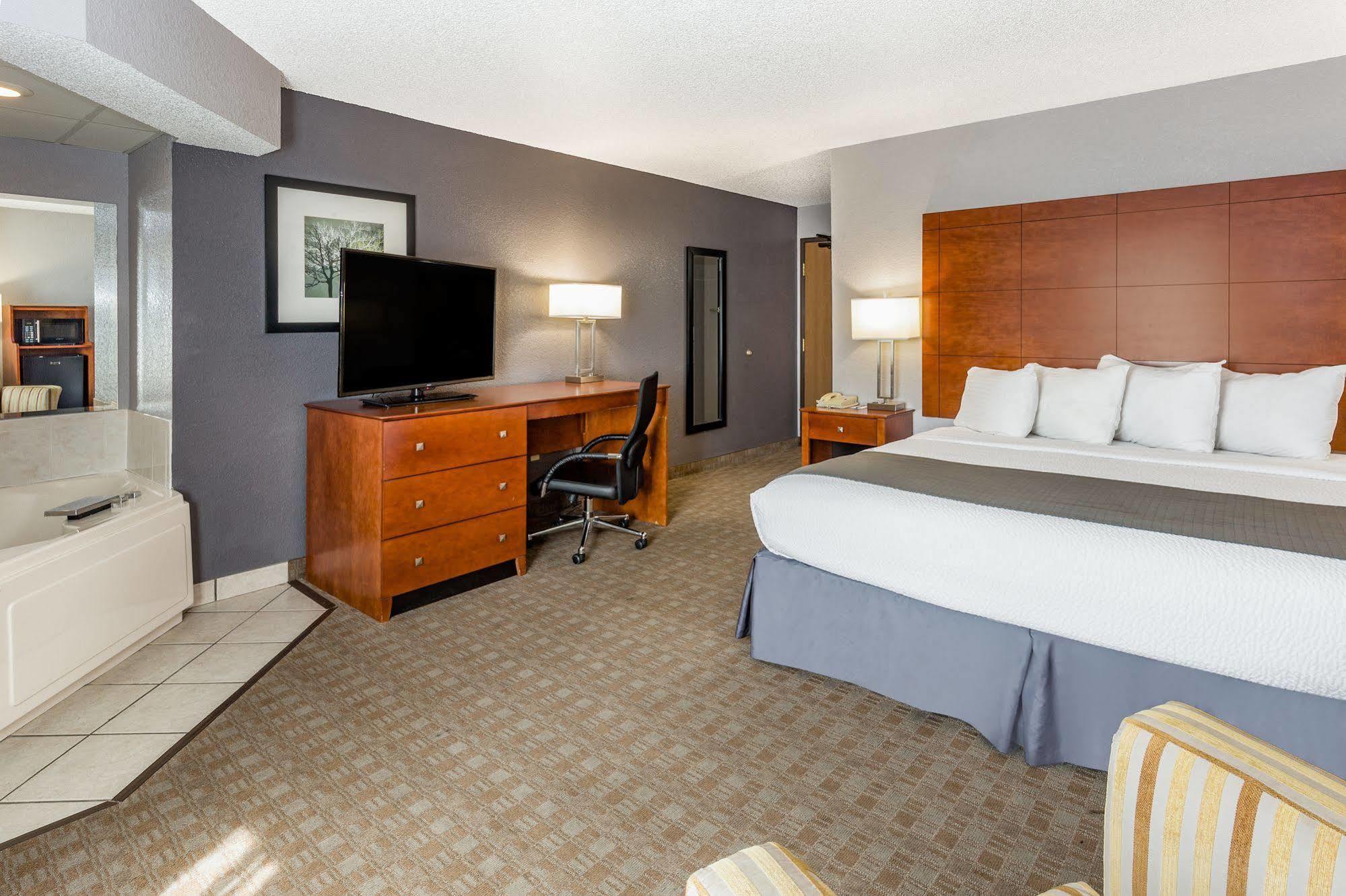 AmericInn by Wyndham Ankeny/Des Moines Eksteriør bilde